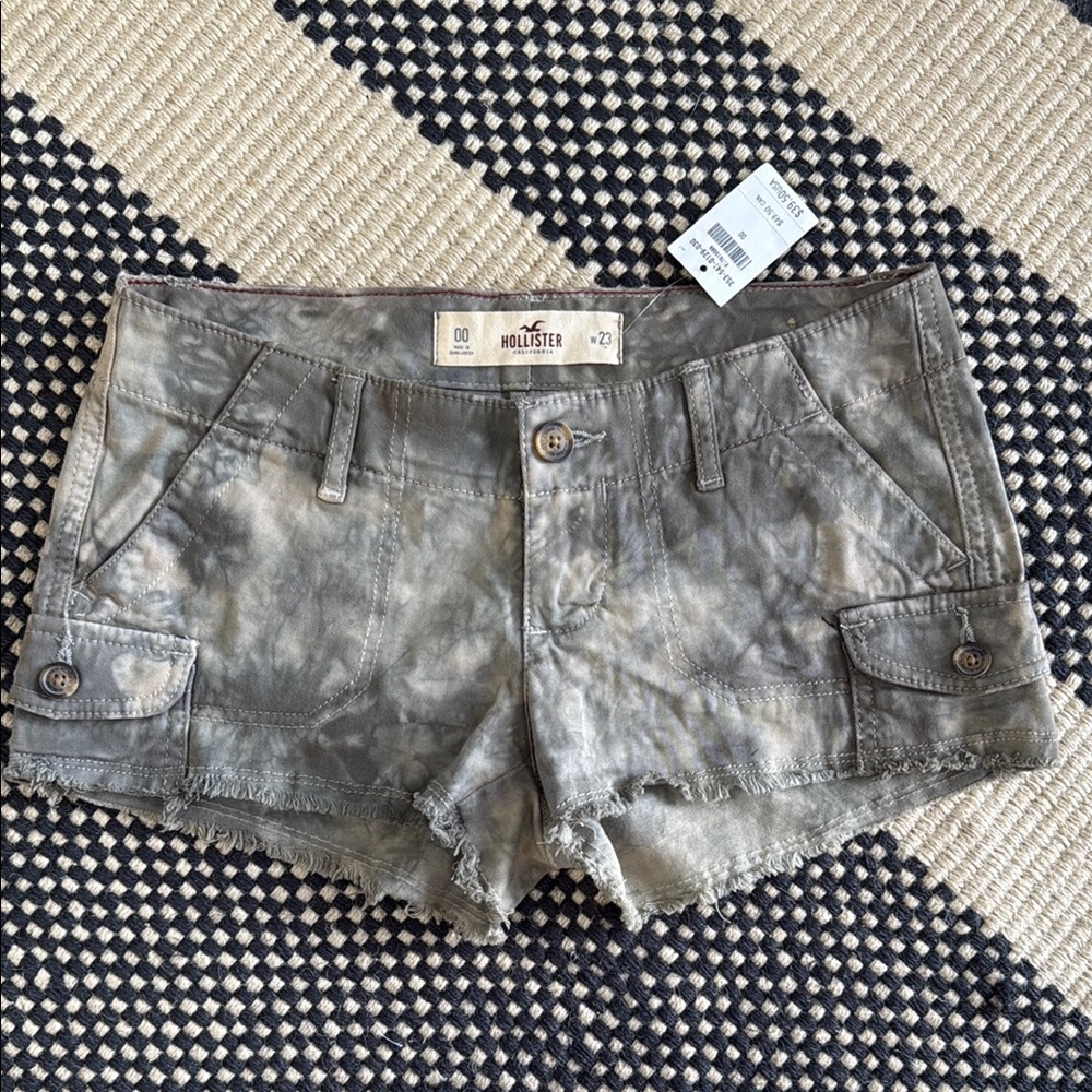 Hollister tie die shorts! BRAND NEW